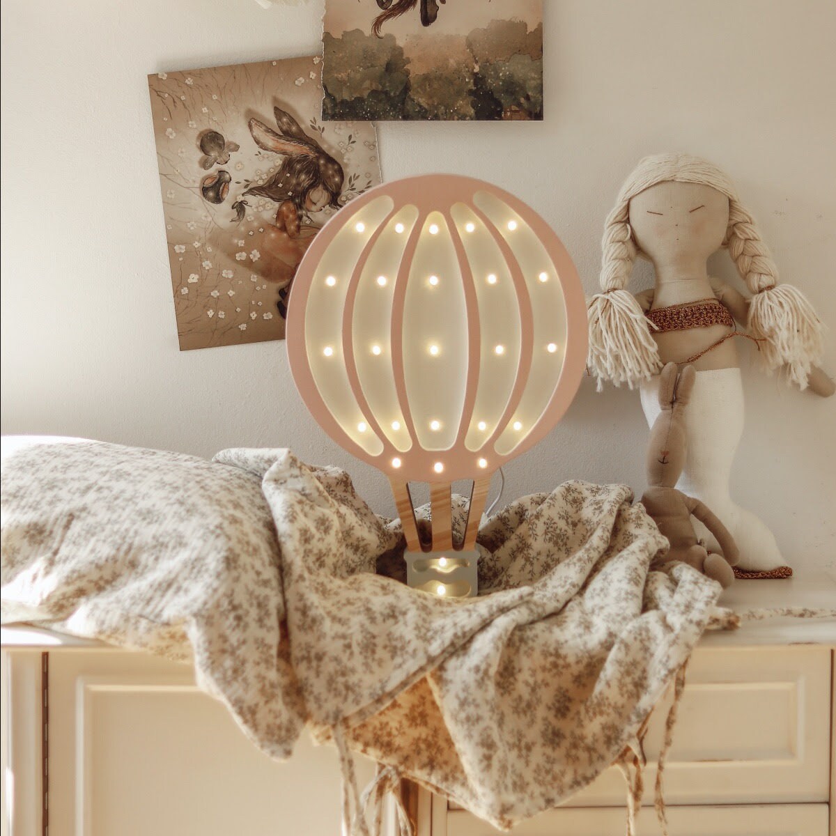 Wooden Hot Air Balloon Lamp Pink