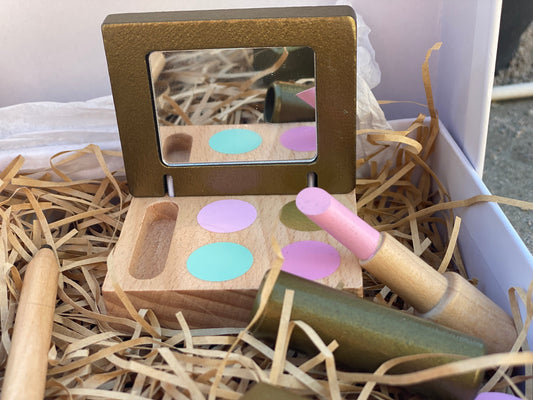 Wooden Make-up Set - Serenity Toys Boutique