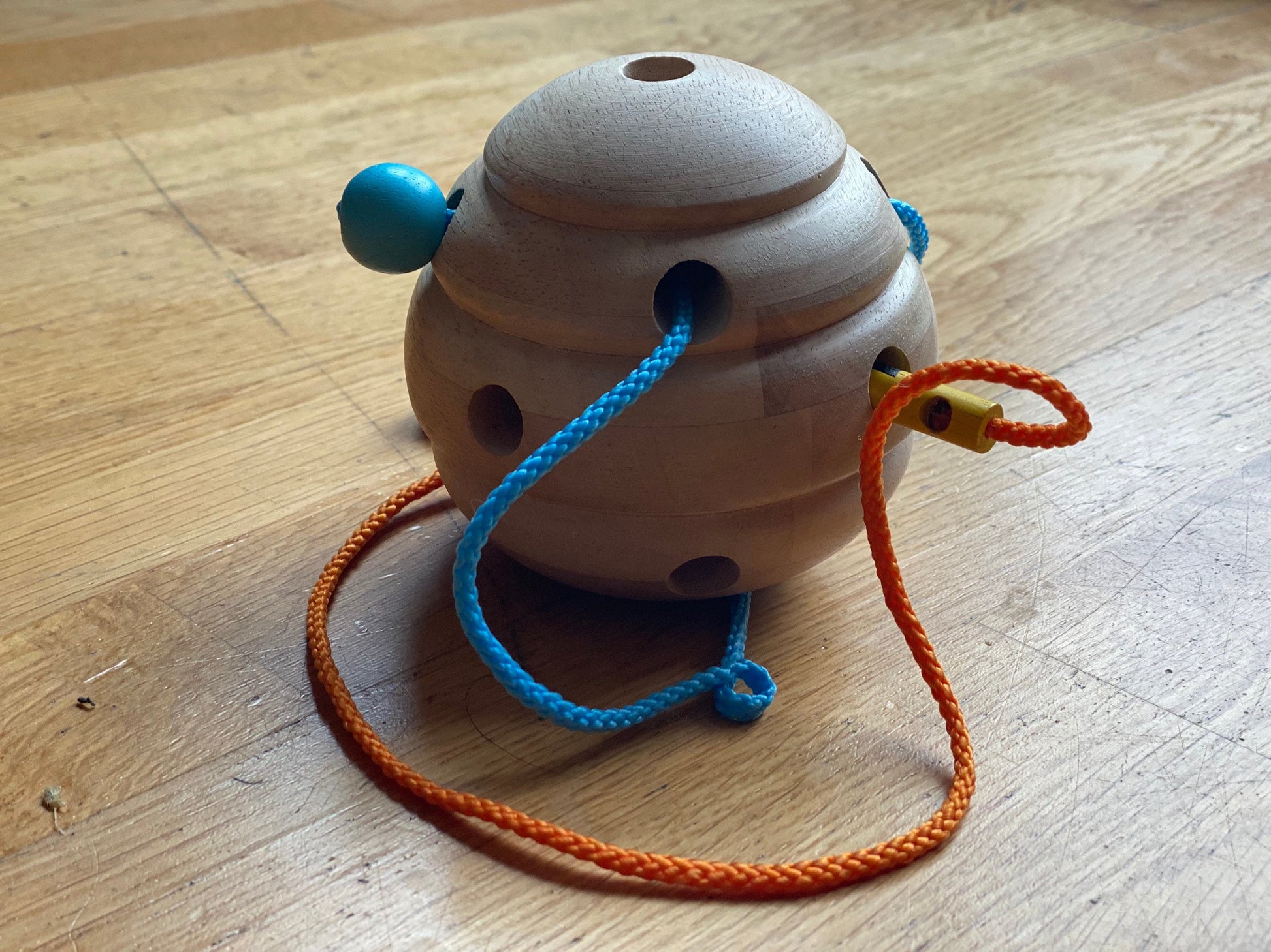 Beehive Lacing