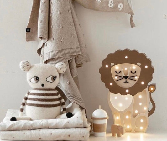 Lion Lamp Natural