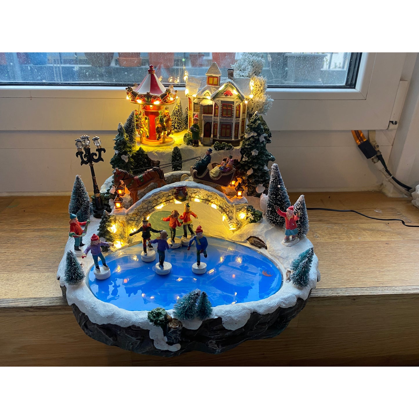Christmas European Mountain Village - Serenity Toys Boutique