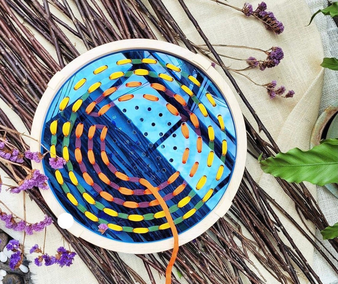Jumbo Geo Lacing - Serenity Toys Boutique
